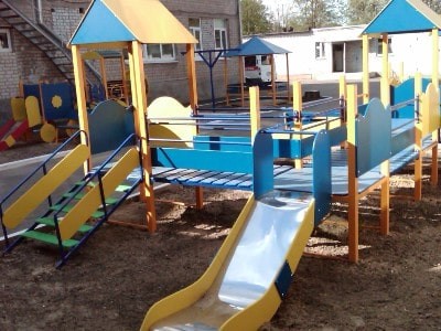 Дитячі майданчики для дітей з обмеженими можливостями