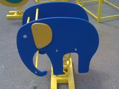 Гойдалки на пружині